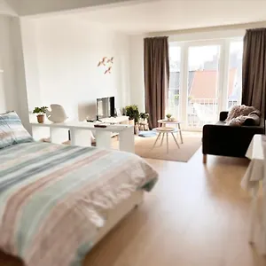 Quiet & Cosy Apartment